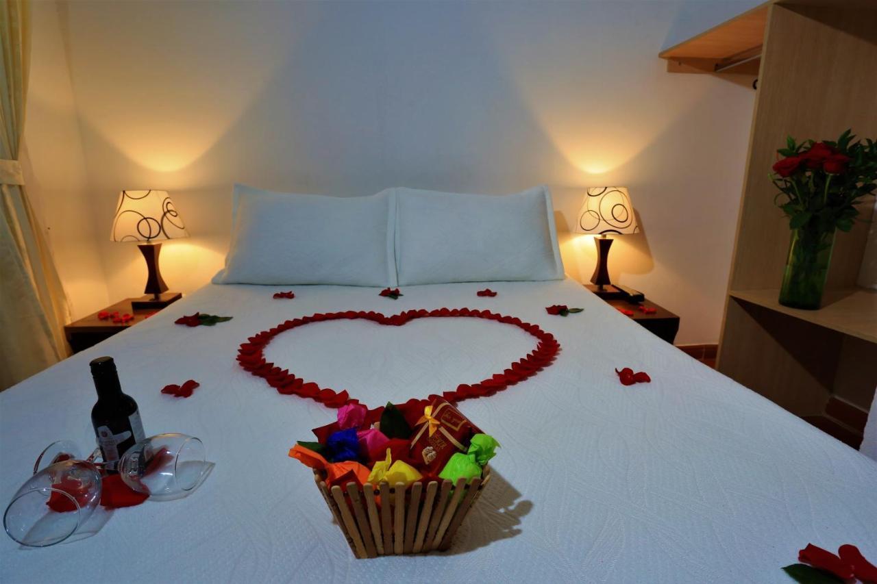 Apartahotel La Gran Familia Villa de Leyva Kültér fotó