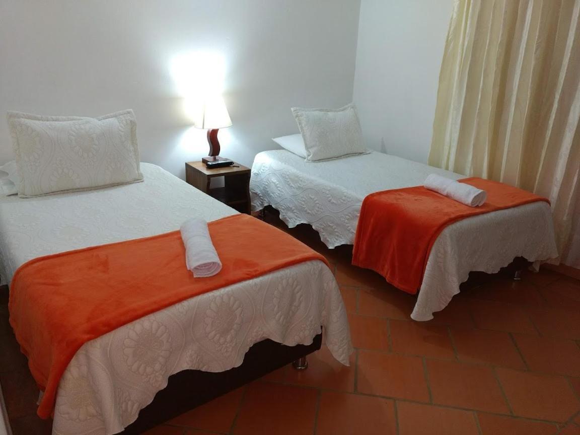 Apartahotel La Gran Familia Villa de Leyva Kültér fotó
